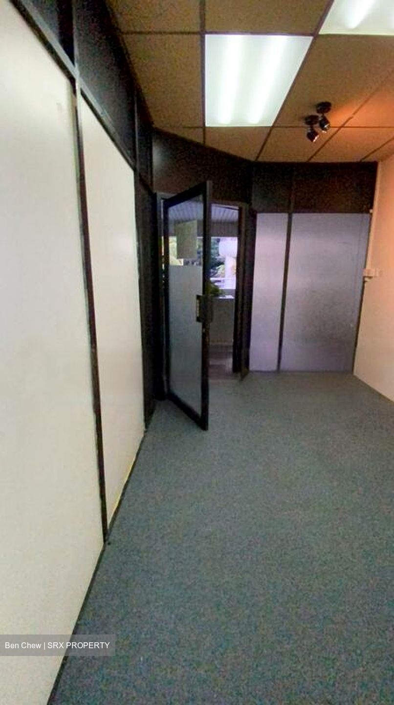 Teresa Ville (D4), Retail #451460291